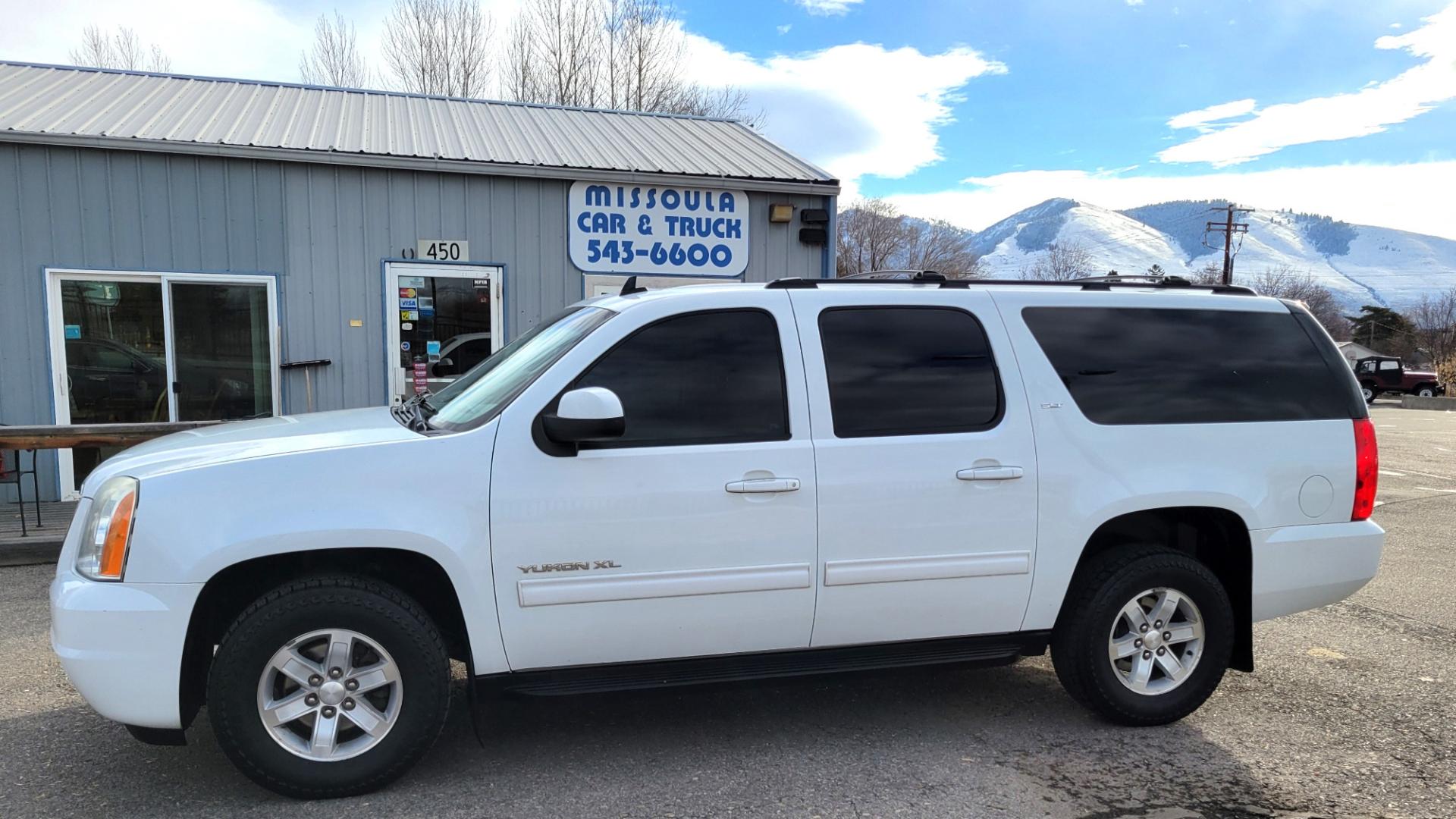 2011 White /Black GMC Yukon XL SLT SLT (1GKS2KE33BR) with an 5.3L V8 engine, 5 Speed Automatic transmission, located at 450 N Russell, Missoula, MT, 59801, (406) 543-6600, 46.874496, -114.017433 - Nice 4WD SUV. 5.3L V8. 3rd Row Seating. Power Sunroof. Rear Entertainment. Heated Leather Seats. Air. Cruise. Tilt. Power Windows and Locks. Running Boards. Towing. Clean Carfax. - Photo#0